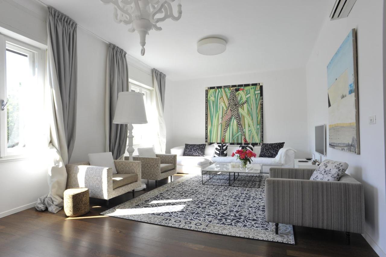 Charon With Garage Apartma Rovinj